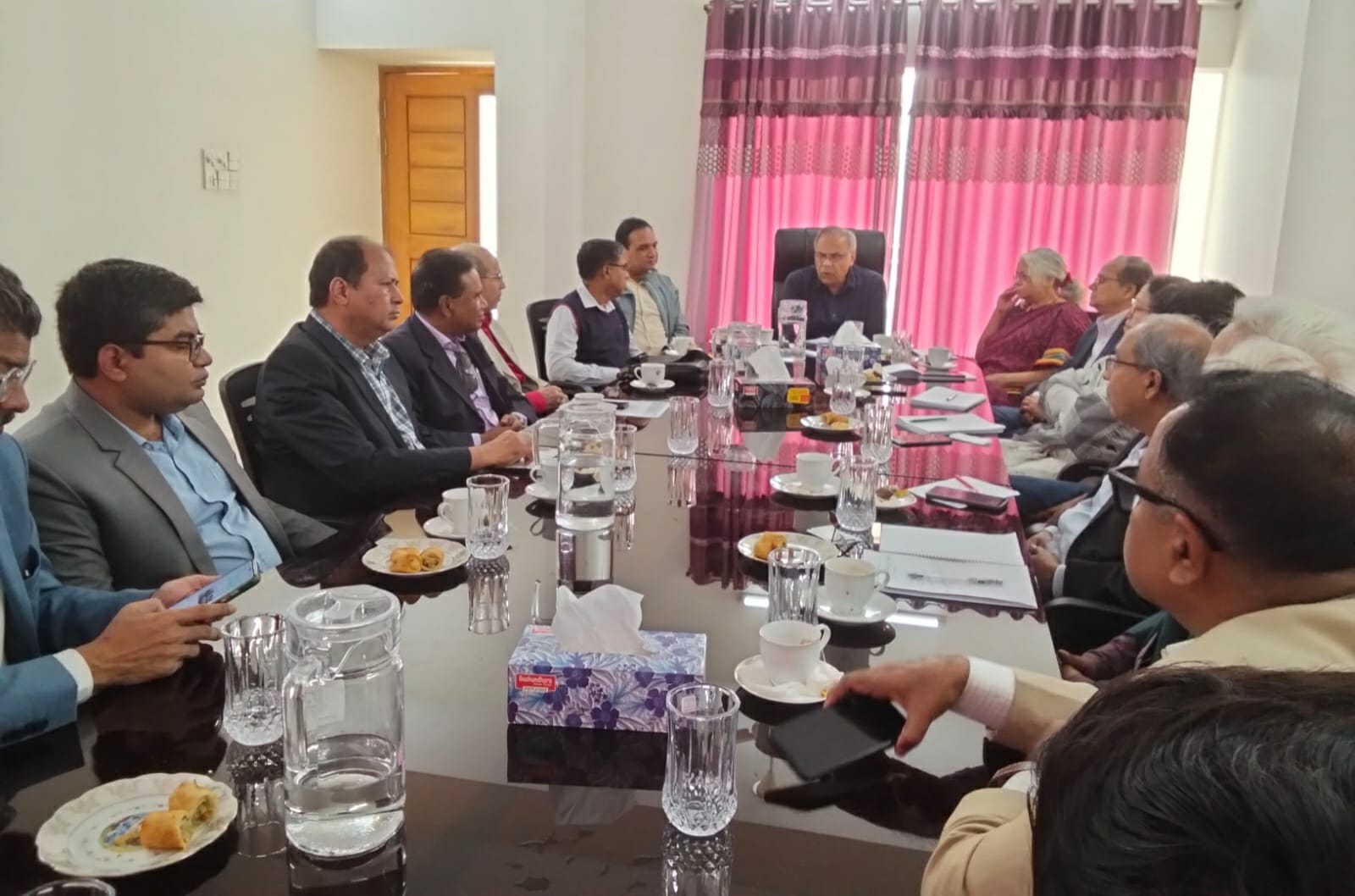 অনলাইন গণমাধ্যমের সম্পাদক ও প্রকাশকদের সাথে গণমাধ্যম সংস্কার কমিশনের মতবিনিময় অনুষ্ঠিত